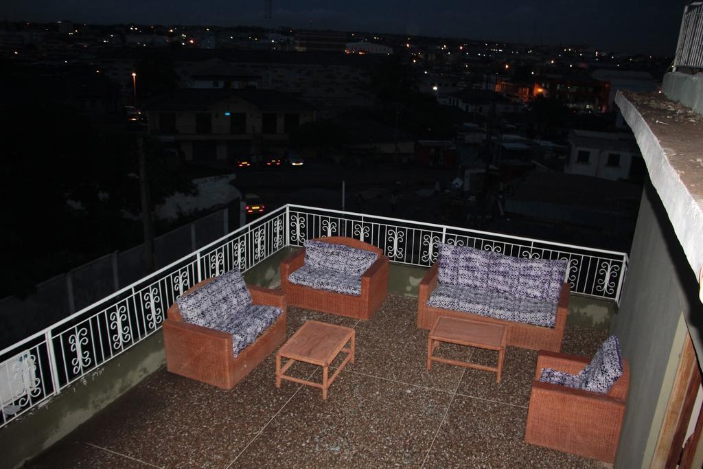 The Sleepy Hippo Hotel Accra Exteriör bild