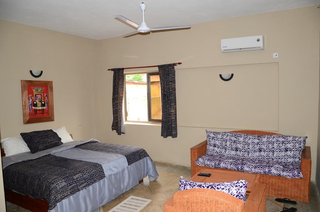 The Sleepy Hippo Hotel Accra Rum bild